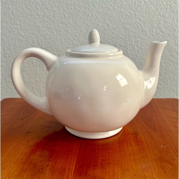 Deck The Paws Typewriter Font Teapot By Rae Dunn - Picture 4 of 7